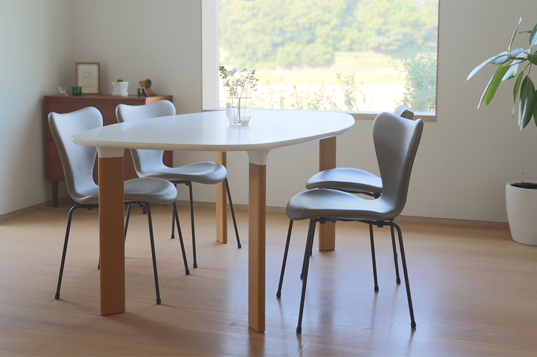 セブンチェア エッセンシャルレザー FRITZ HANSEN｜北欧家具 正規販売