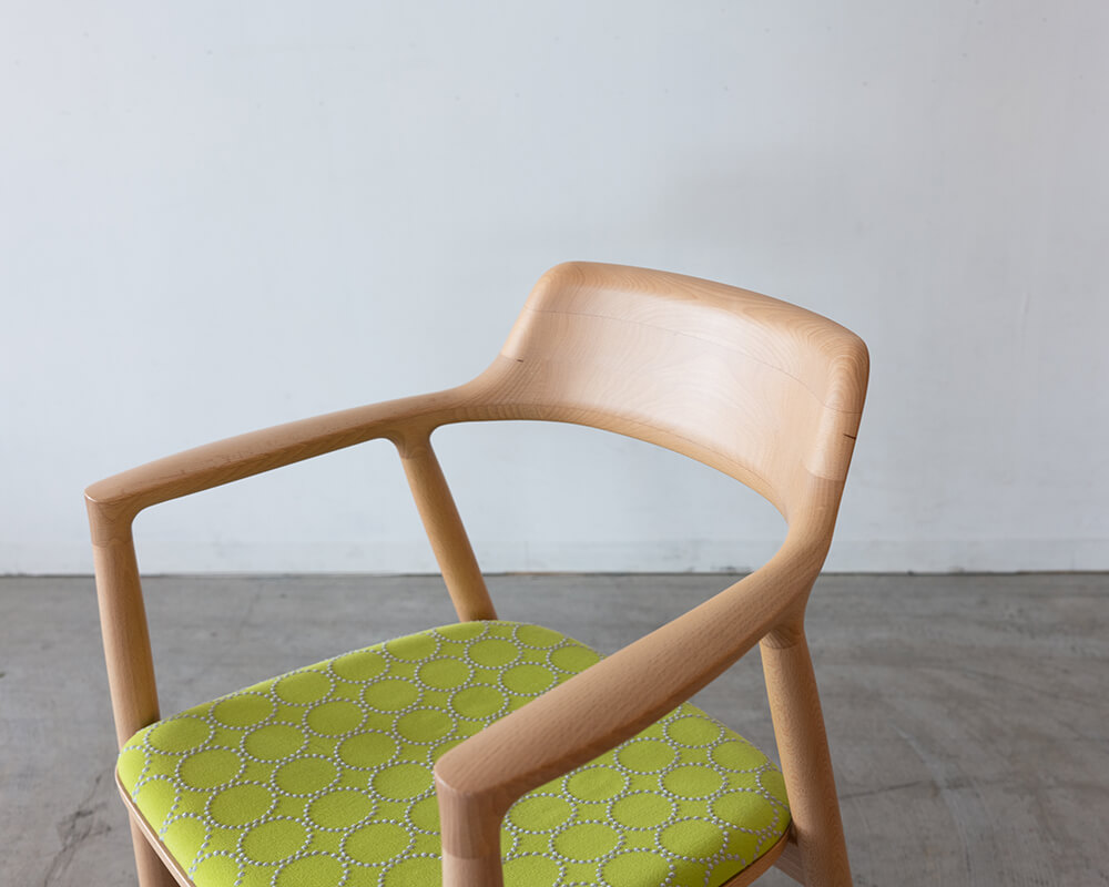 現品SALE] HIROSHIMA アームチェア（張座）ミナペルホネン | cocochi