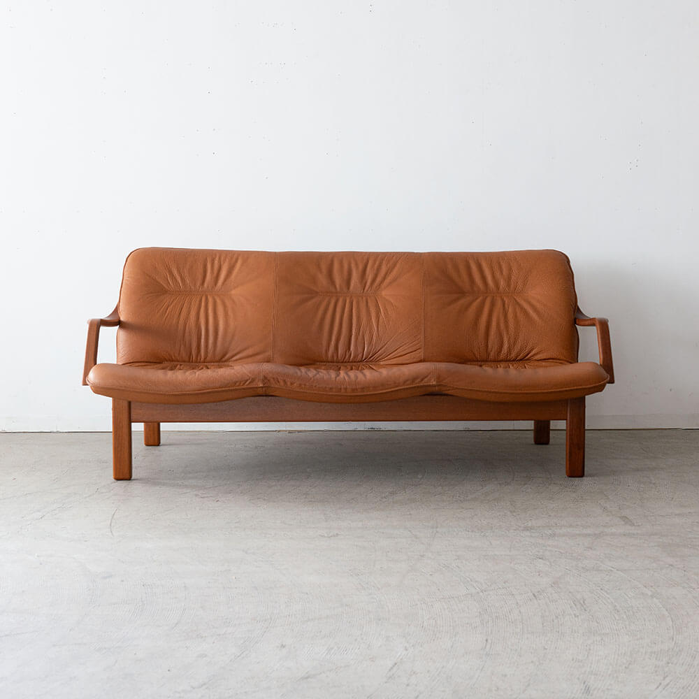 アップサイクル品］ BERG FURNITURE 3Pソファ 本革 | cocochi ｜ 家具