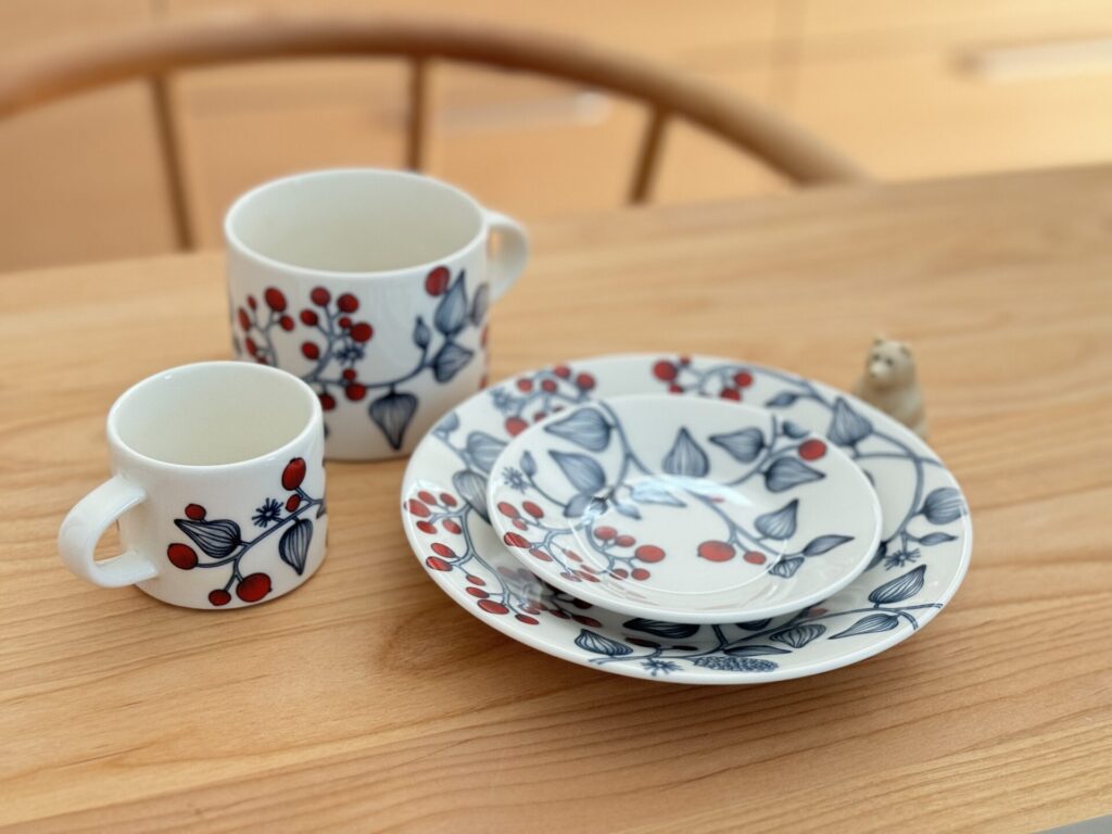 ARABIA Runo フロストベリー】可愛すぎるエスプレッソカップ待望の再販