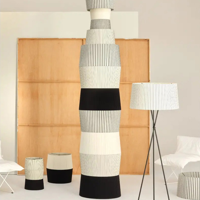 Santa & Cole（サンタ&コール） TRIPODE（トライポッド） G5 フロア