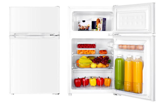 一人暮らし必見のコンパクト冷蔵庫！生活スペースに置いても邪魔に