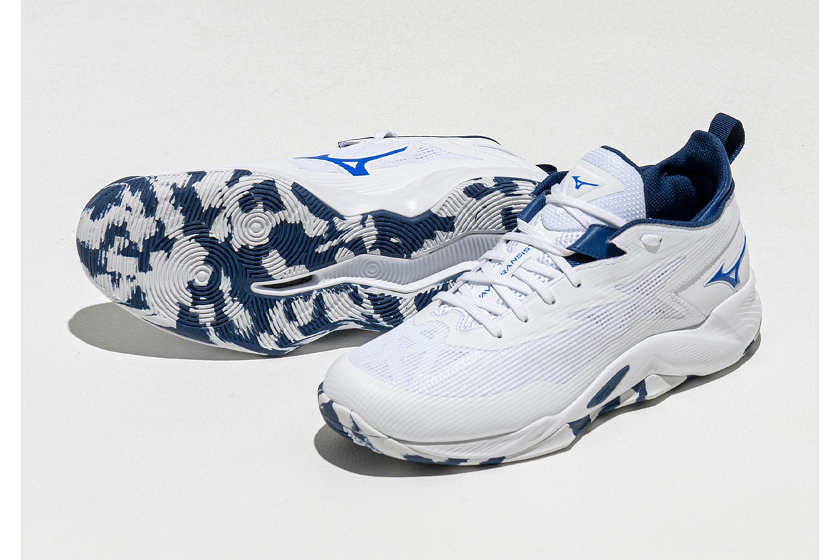 WAVE TRANSISTA」発売｜ミズノ株式会社