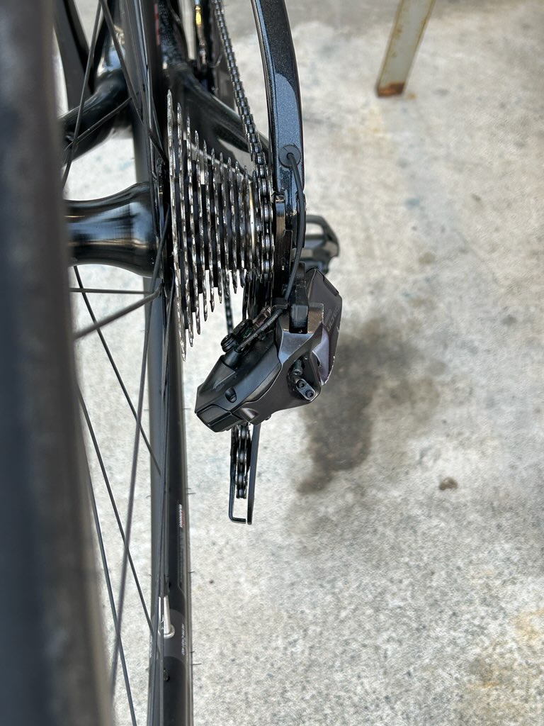 GUSTO RANGER DISC のディレイラーハンガーの交換を行いました