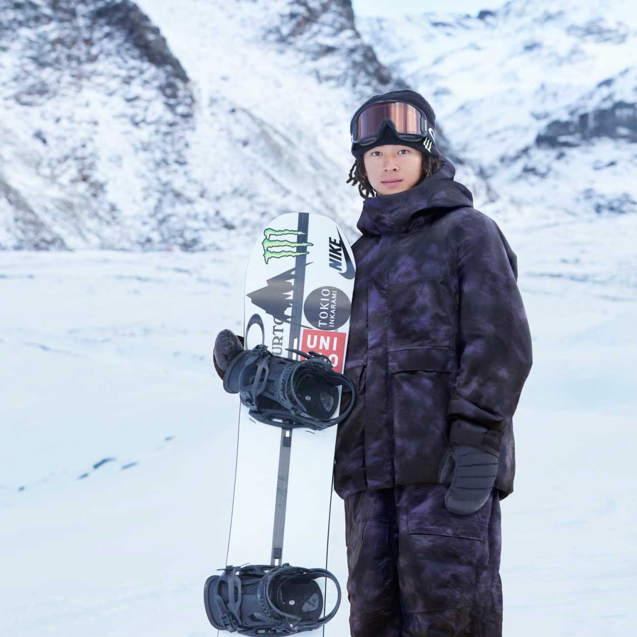 3000着限定！「ユニクロ × 平野歩夢」のハイブリッドダウンパーカ2022