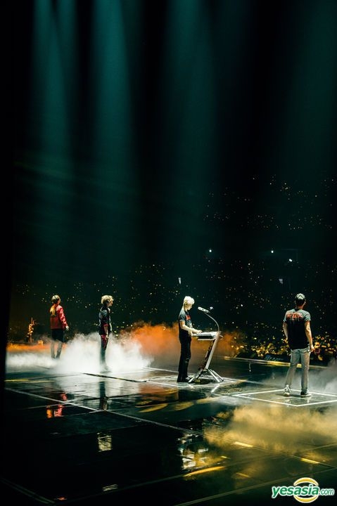 YESASIA: BIGBANG - 2017 CONCERT LAST DANCE IN SEOUL (Blu-ray) (3