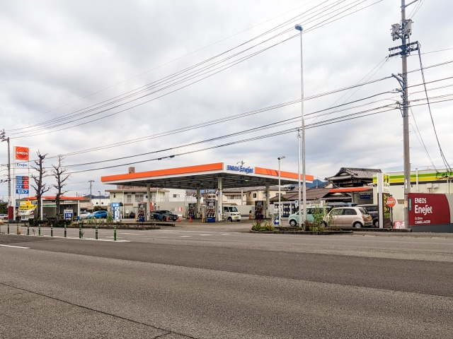 Dr.Drive CAMELLIA33店 / 三原産業(株) - 松山市 ENEOS ガソリン