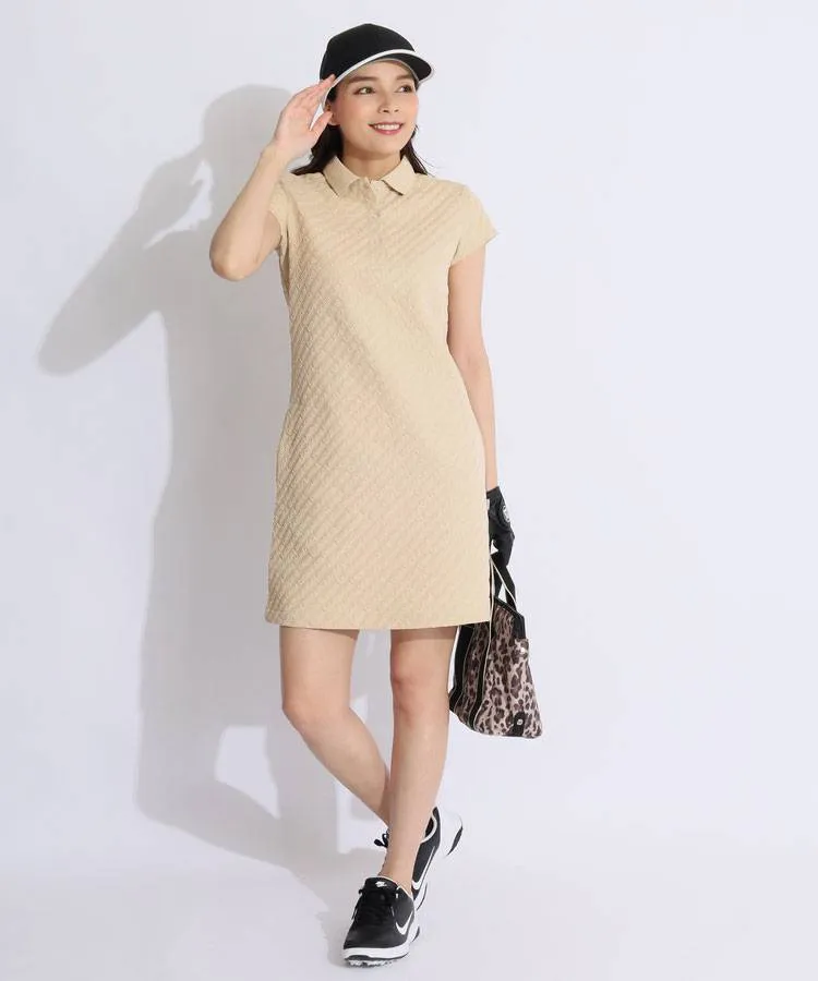 ニューバランスゴルフの秋冬ワンピースを使ったスタイリング