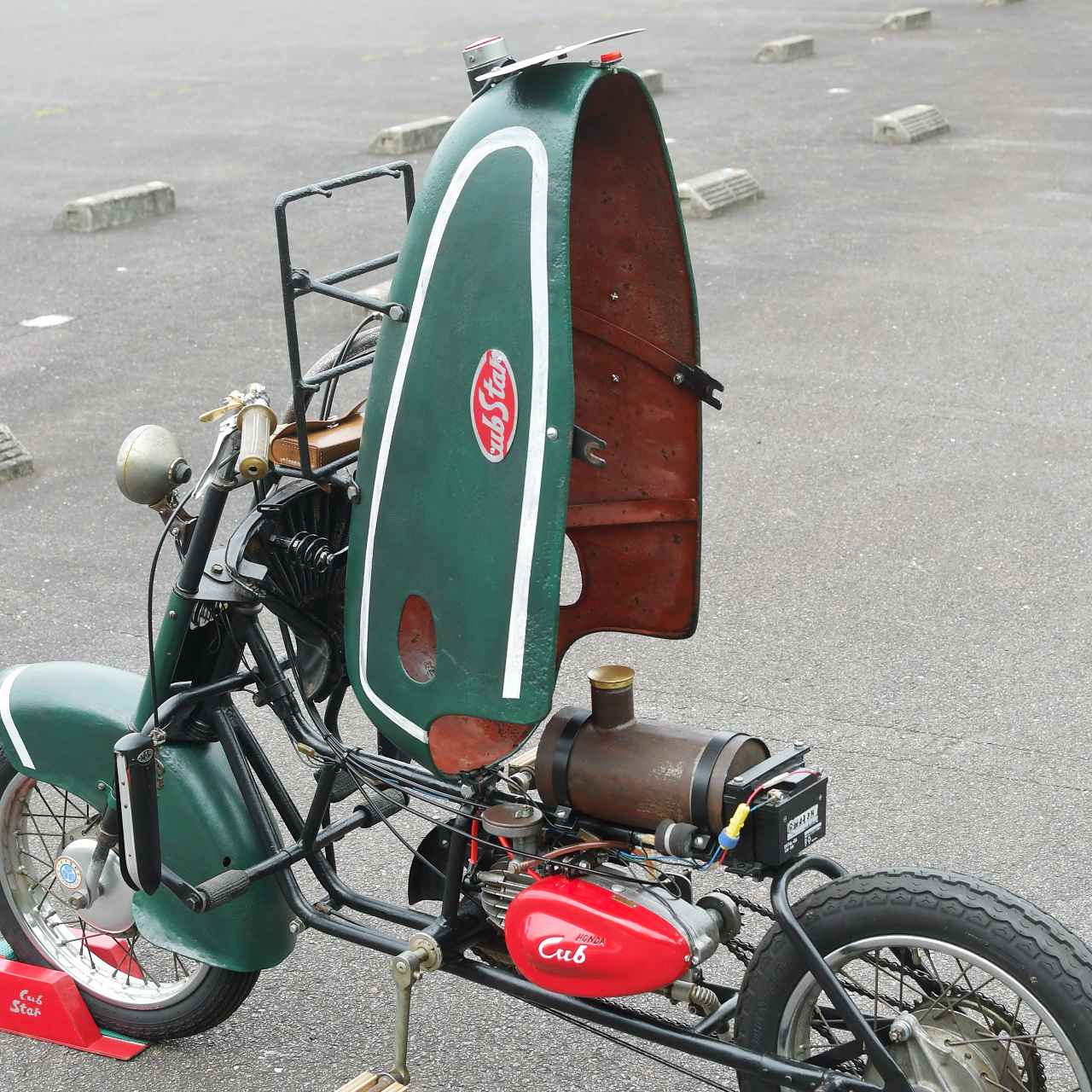 カブF型のエンジンを積んだ激レアな市販車「カブスター」を紹介するぞ