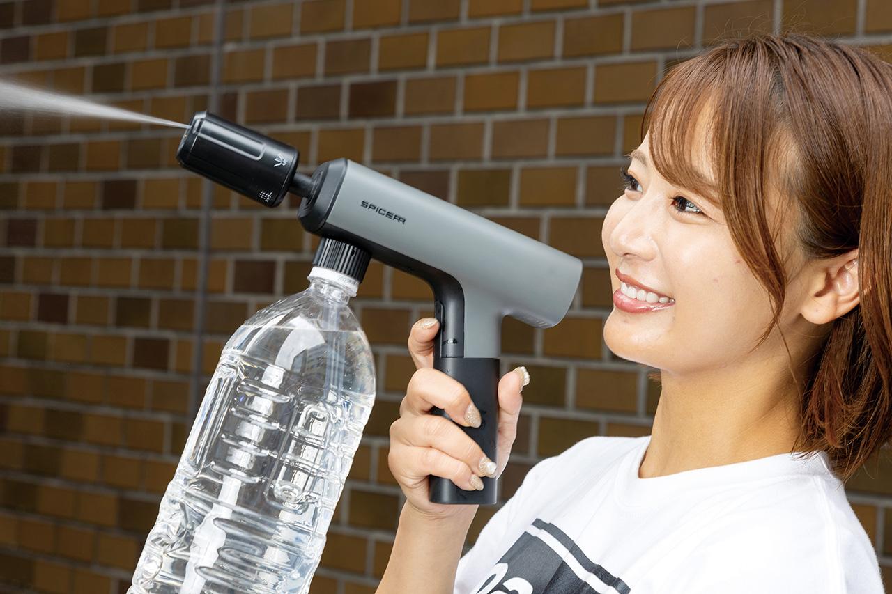 ペットボトルの水で洗車が可能！ 持ち運びが可能な小型高圧洗浄機