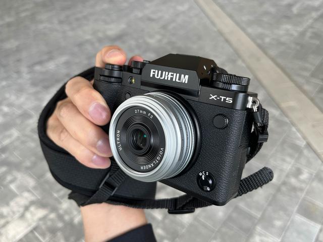 Lens Impression! フォクトレンダー ULTRON 27mm F2 Xマウント ○実勢