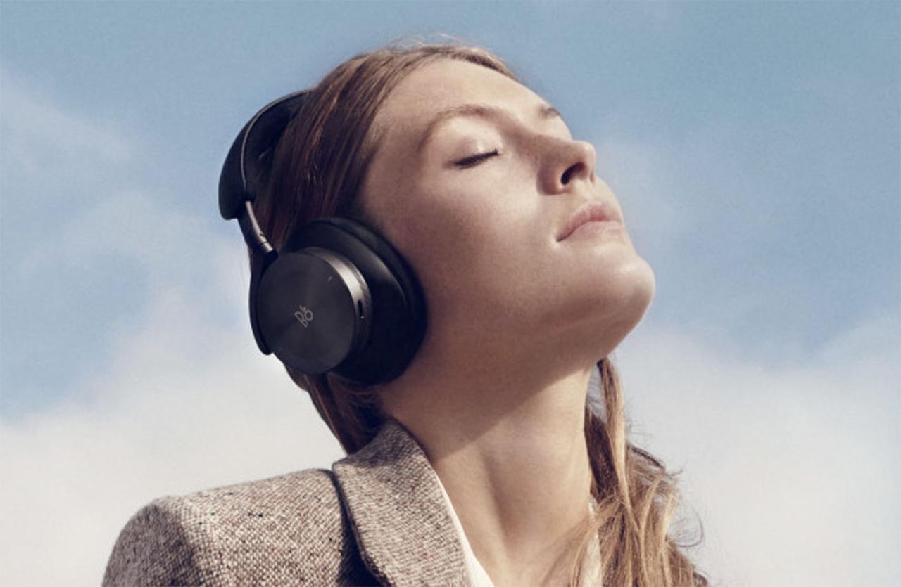 Bang & Olufsenが、ノイズキャンセリング機能付きヘッドホン「Beoplay
