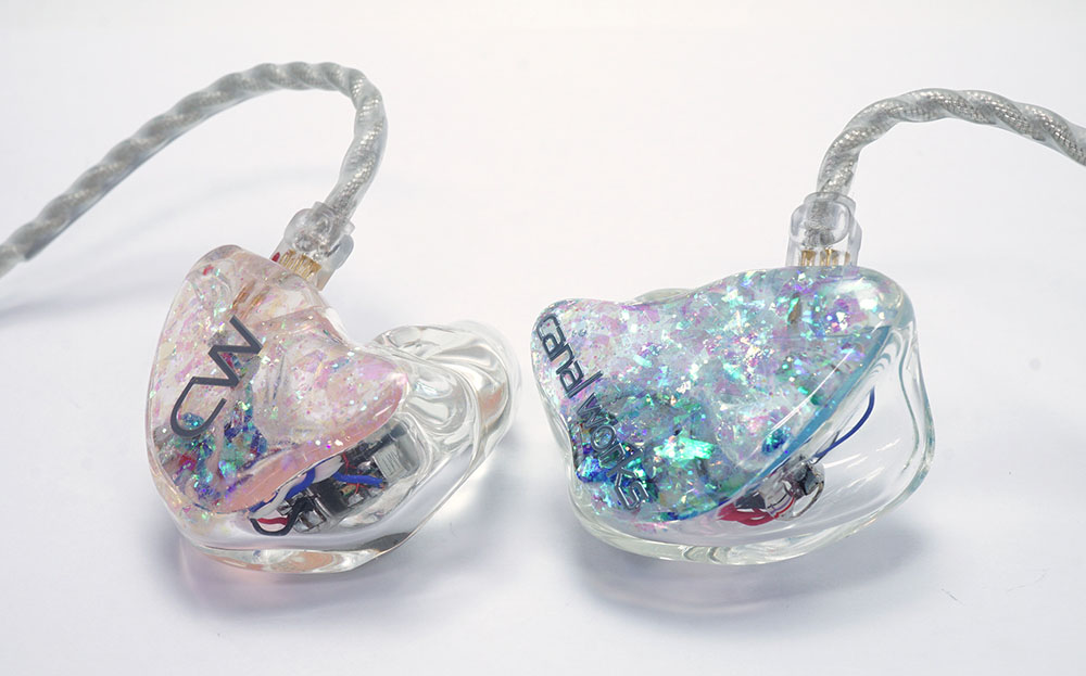 カナルワークス、2ウェイ6ドライバーを搭載したカスタムIEM