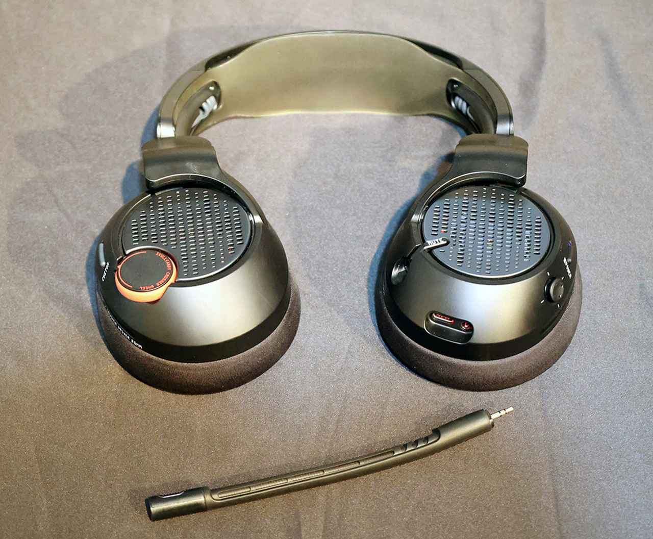 スカルキャンディー、ブランド初のゲーミングヘッドセット「CRUSHER