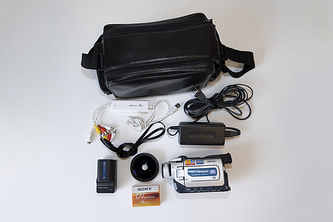 Rent a Sony Handycam DCR-TRV18 Package, Best Prices | ShareGrid