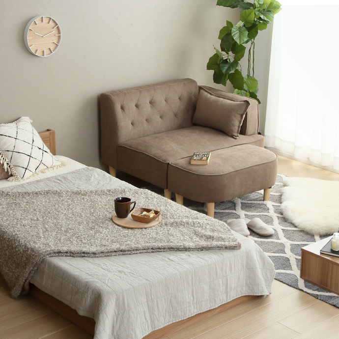 g118018]【幅135cm】Emilia オットマン付き2人掛けソファ 2人掛け