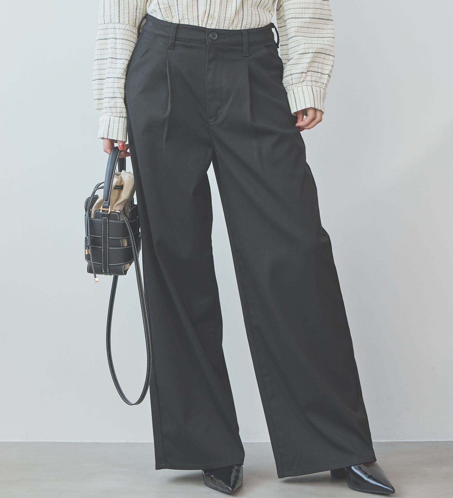 WEB・直営店舗限定】EDWIN LADIES ハタラクロ タックワイドスラックス