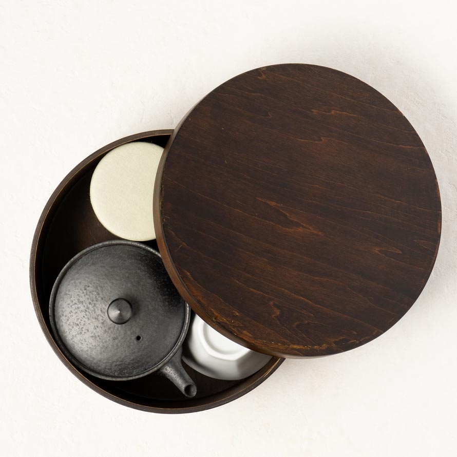 茶櫃にぴったり収まる茶器揃えで 新茶ことはじめ｜きみくらオンライン