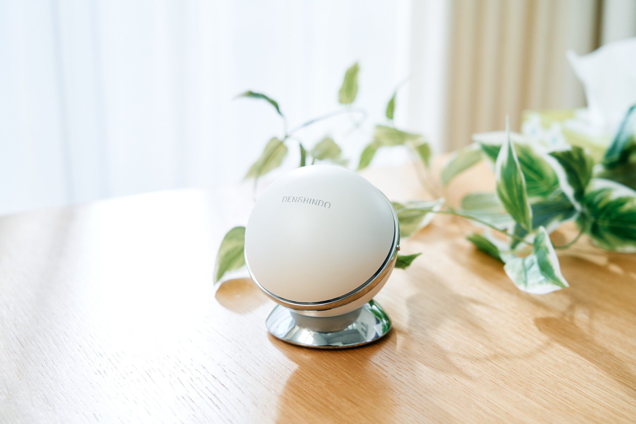 プラズマシャワーの効果とは？自宅で手軽にケアできる美顔器「Un」の