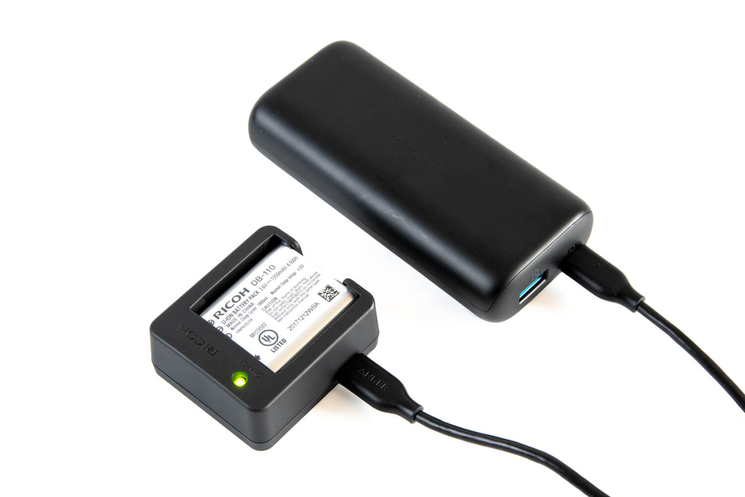 GR III 、電池持ちが心もとないからバッテリーとバッテリー充電器は