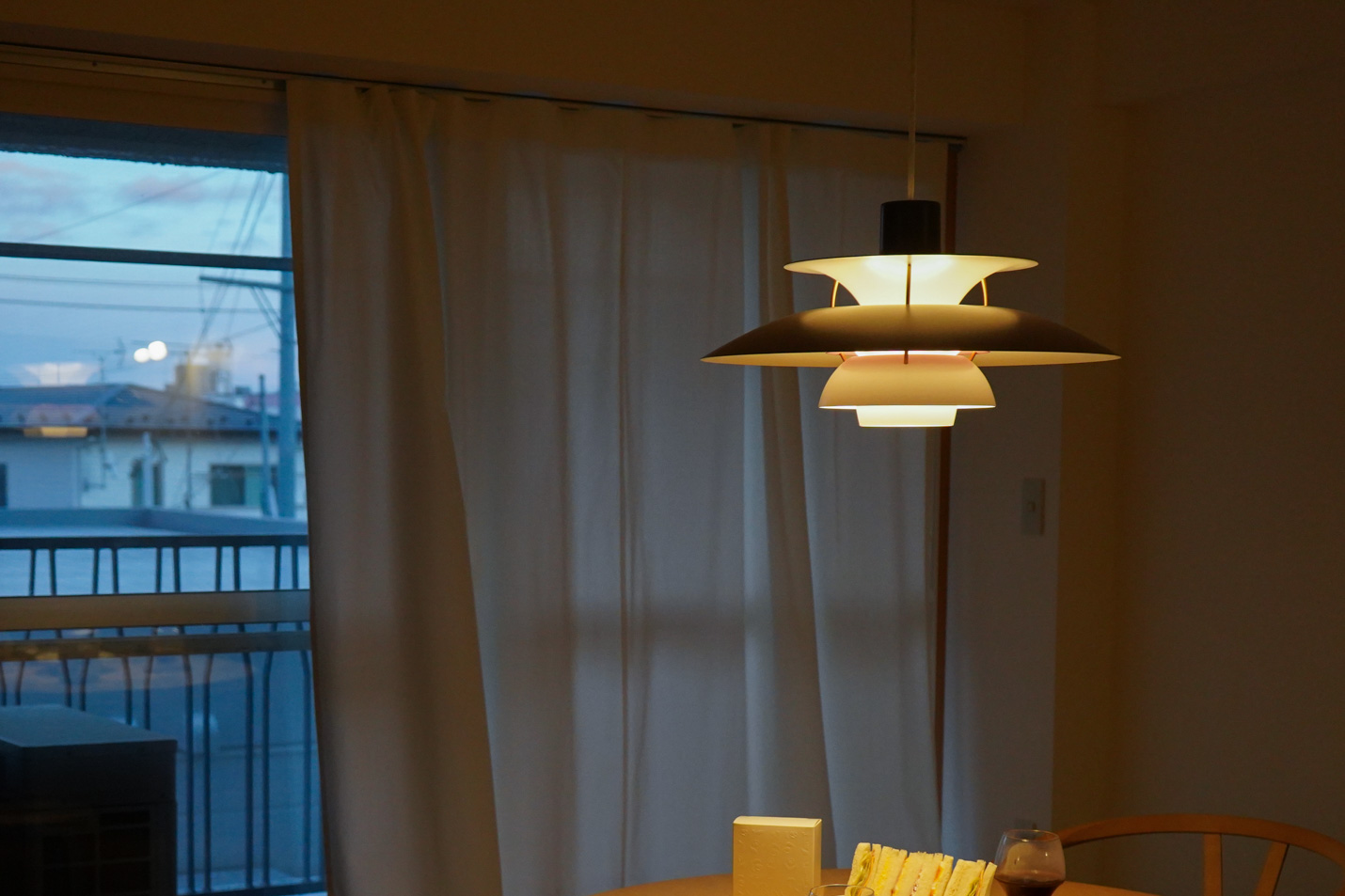 ルイスポールセン（Louis Poulsen） PH5 / グレー・グラデーション