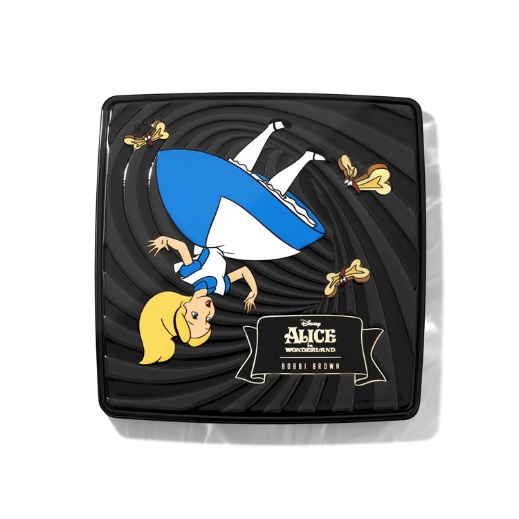 シアーフィニッシュ プレストパウダー（ALICE in WONDERLAND・限定