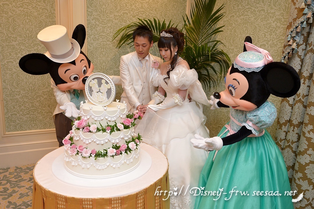 ミラコFTW当日53♡披露宴アウグーリ【ケーキカット①】: 蓮華の