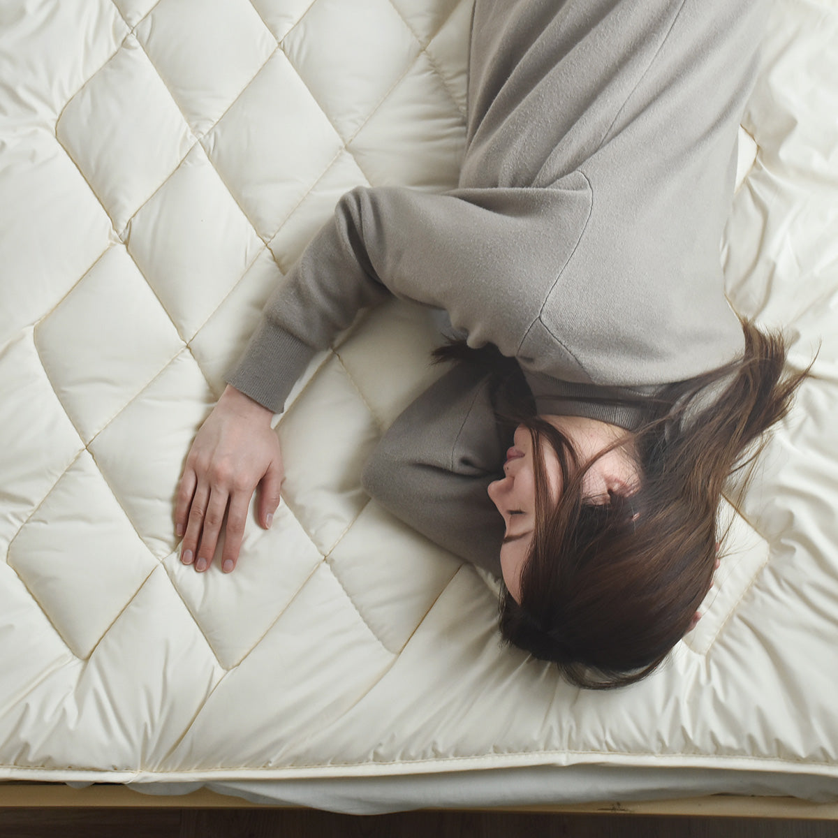 ふんわり感が長持ちしてへたりにくい｜【シングル】ダクロン敷パッド