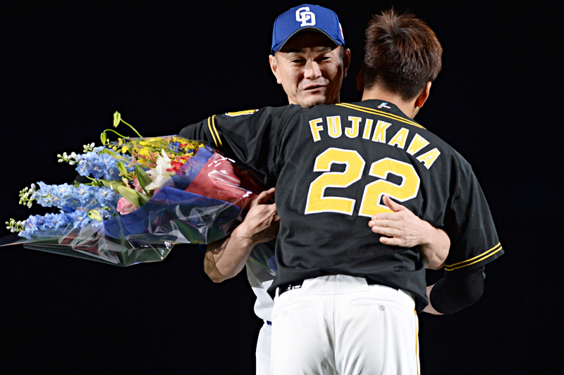 中日ドラゴンズ オフィシャルウェブサイト - 岩瀬仁紀投手引退特設サイト