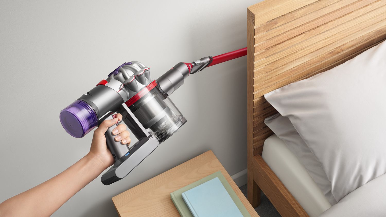 Dyson V8 Focus Clean (HH15)ハンディクリーナー｜ダイソン公式｜掃除機