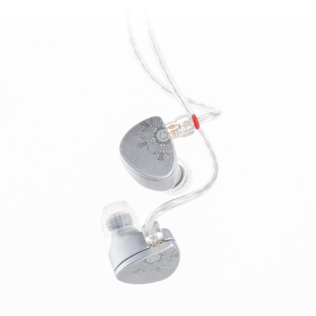 水月雨 (MOONDROP) Aria Snow Edition & 暁 - DAWN (Type C to 4.4mm