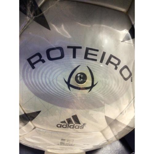 adidas (アディダス) サッカーボール 5号 2004Jリーグ公式試合球