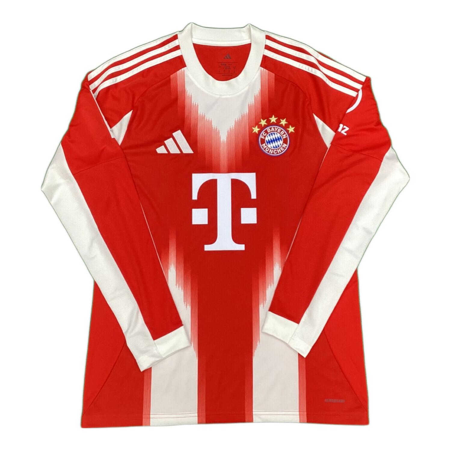 FCバイエルン・ミュンヘン サッカーユニフォーム SIZE XL レッド