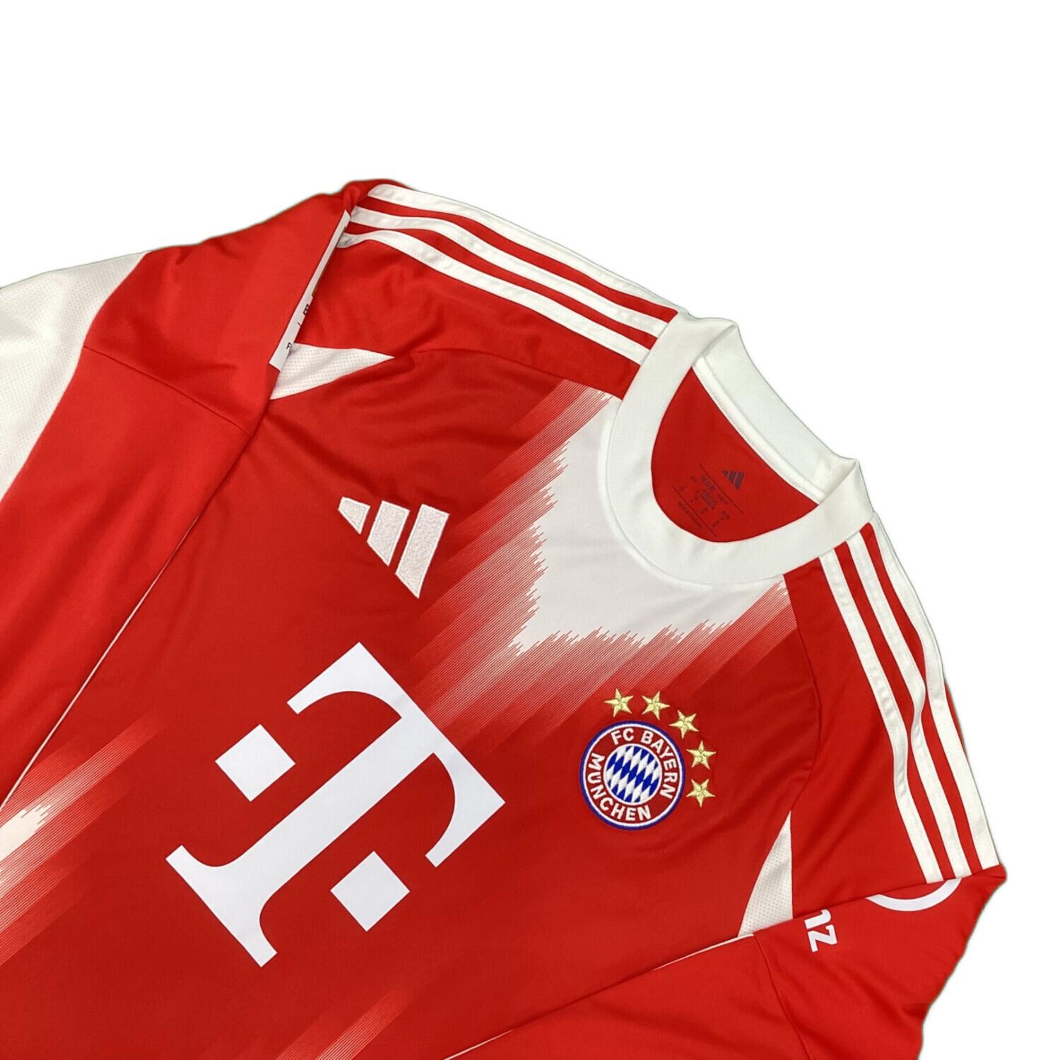 FCバイエルン・ミュンヘン サッカーユニフォーム SIZE XL レッド