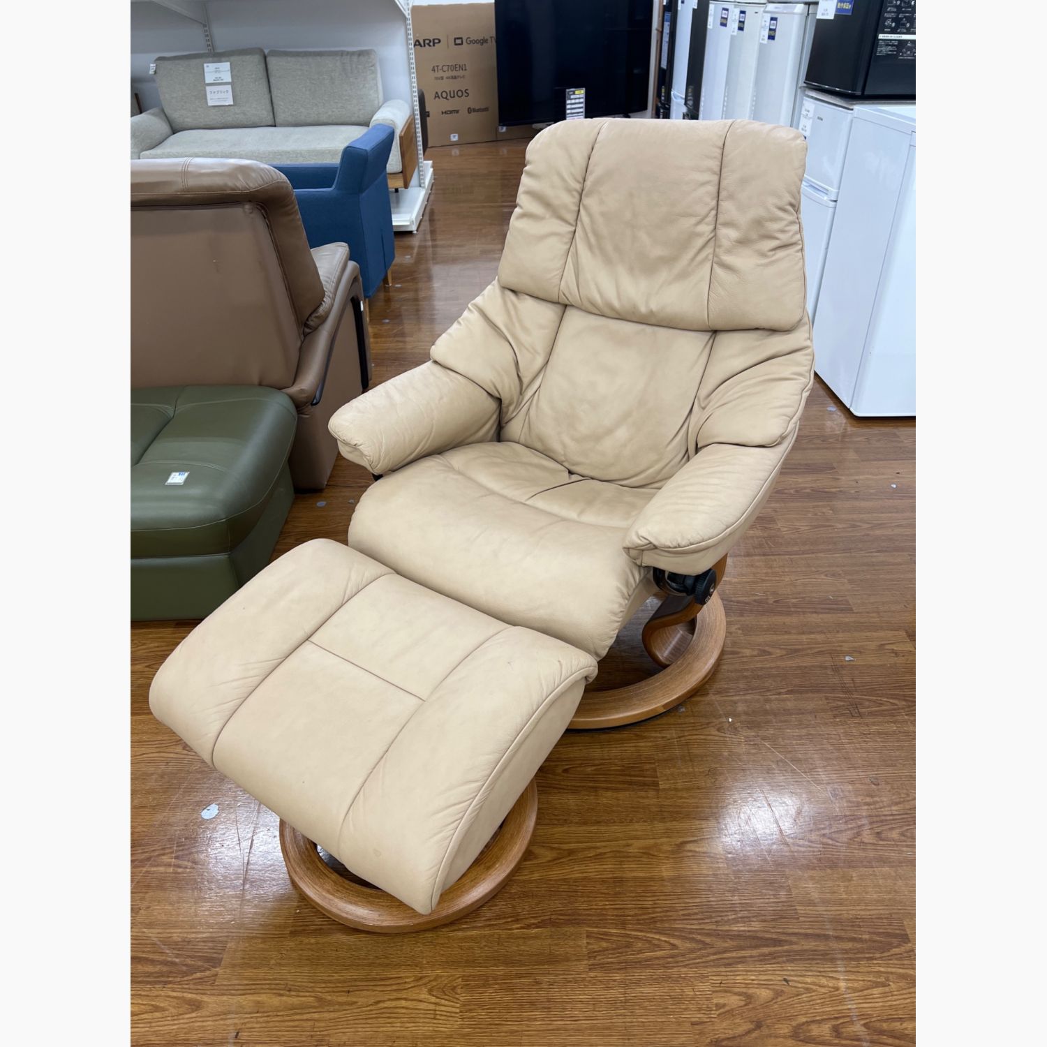 Ekornes (エコーネス) ストレスレスチェア ライトグレー オットマン付