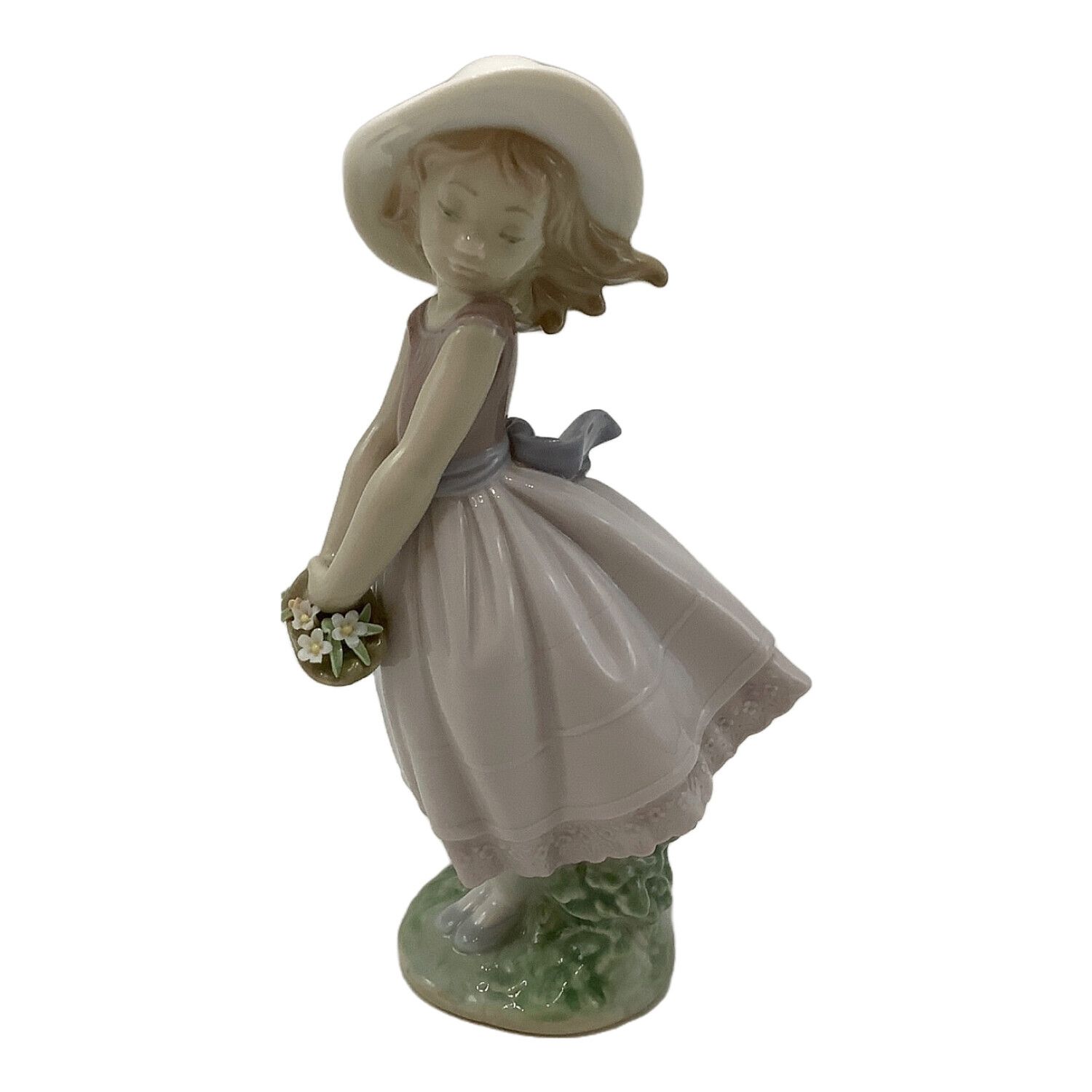 LLADRO (リヤドロ) フィギュリン ユートピア 花の小径｜トレファクONLINE