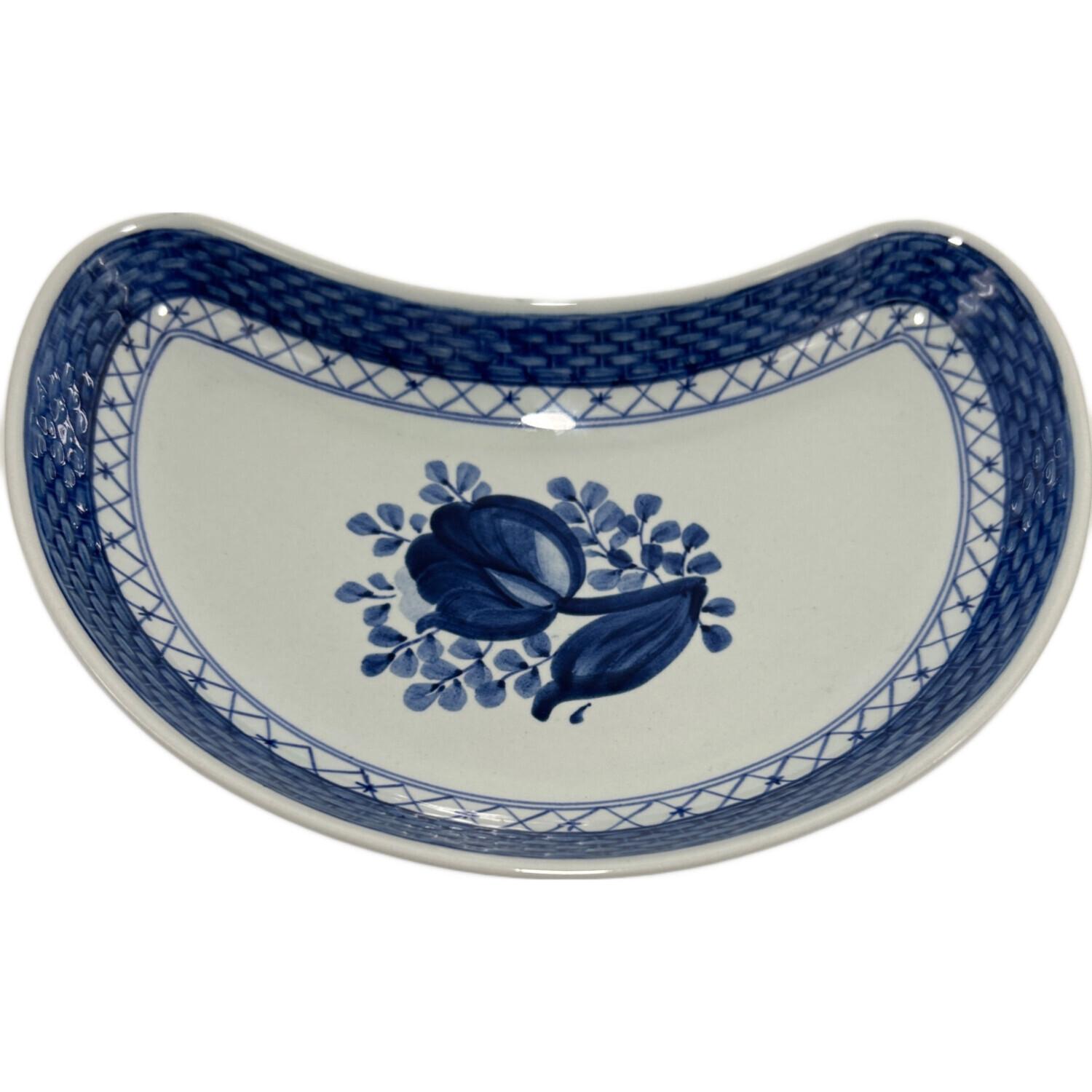 ROYAL COPENHAGEN (ロイヤル・コペンハーゲン) 三日月皿 トランク