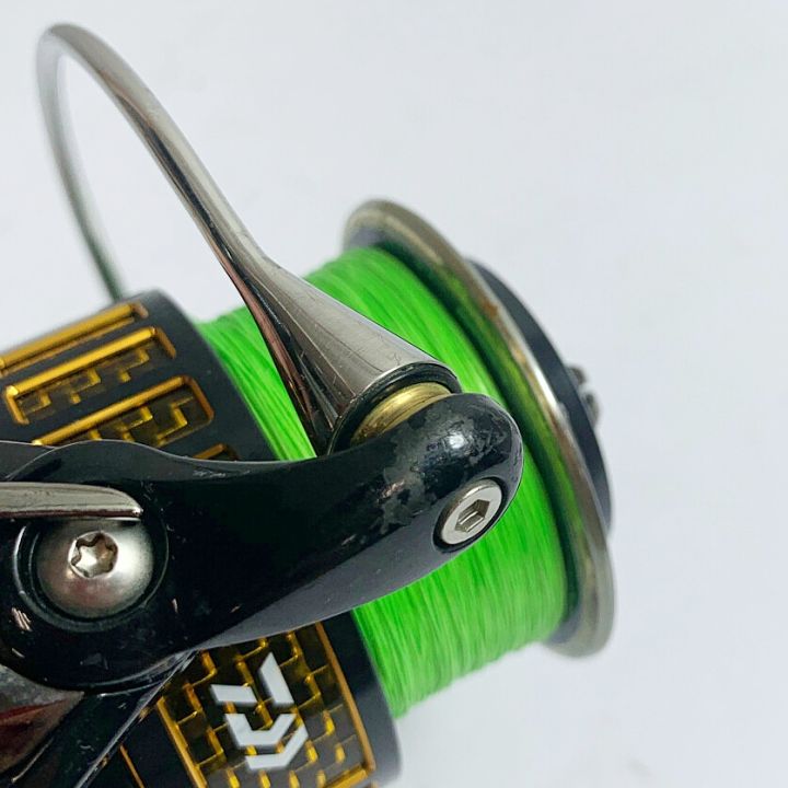 DAIWA ダイワ 17モアザン 3500 スピニングリール ケース付 キズあり