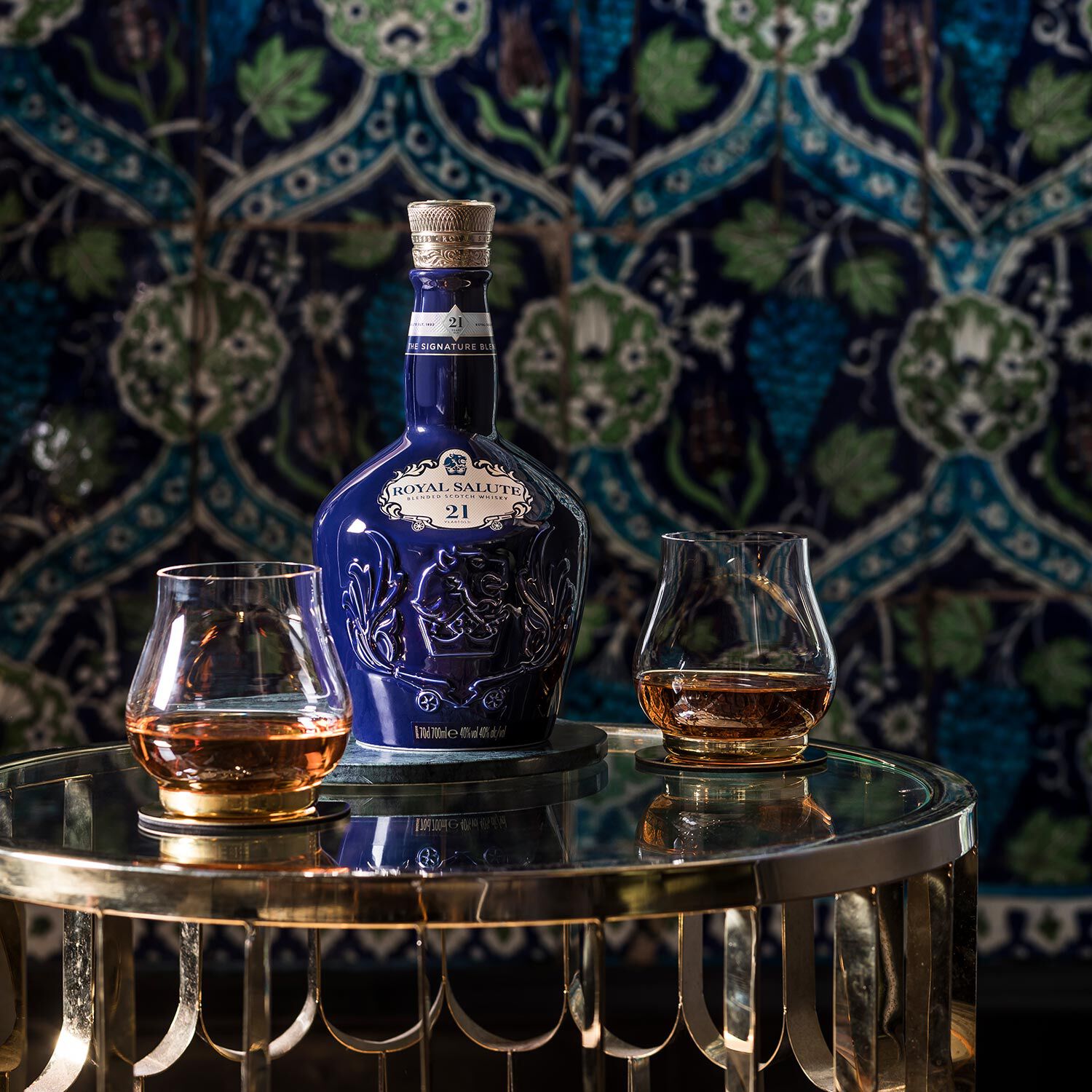 ローヤルサルート 21年 シグネチャーブレンド /スコッチウィスキー 700ml