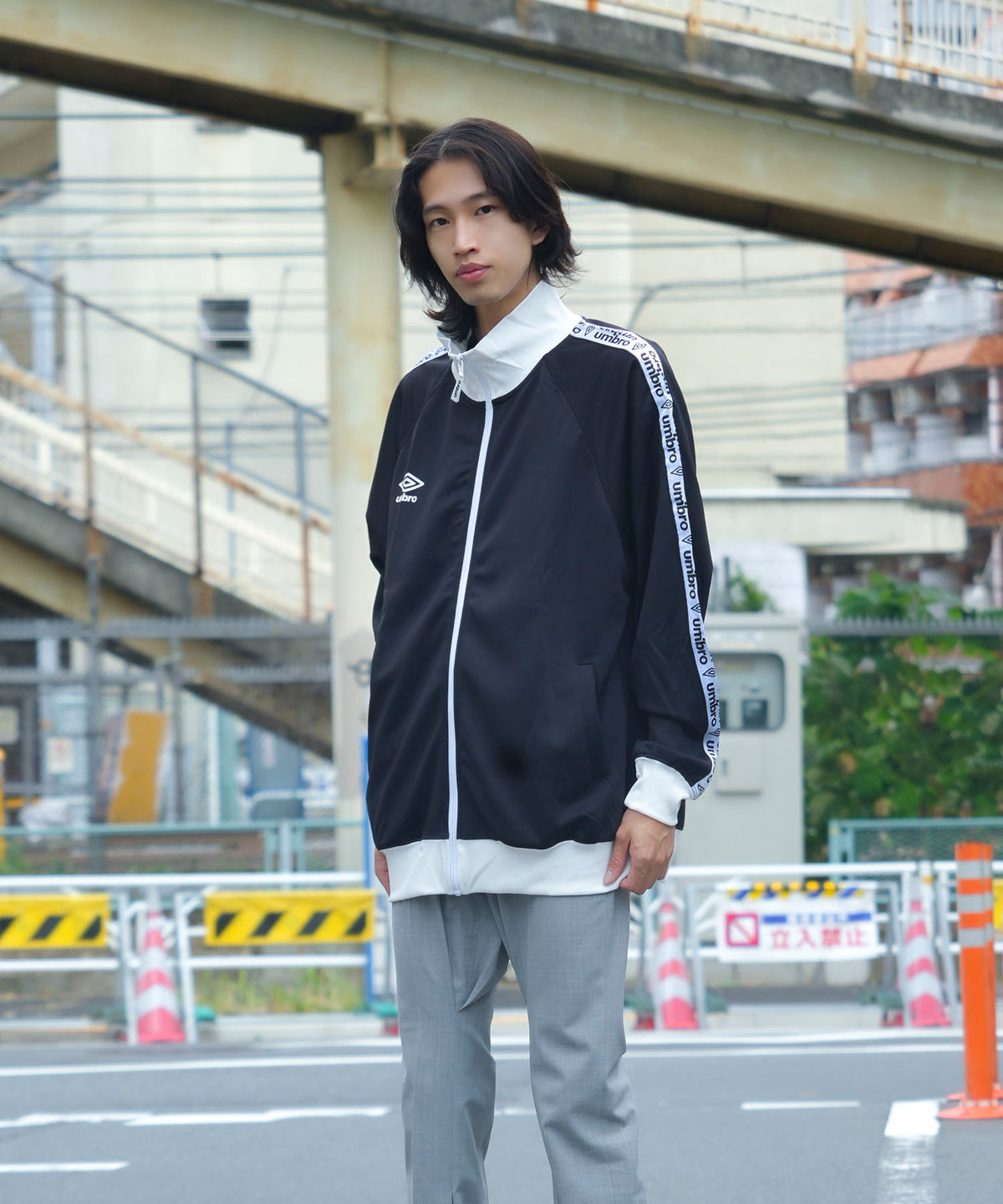 DSC00725_da8215ff-dd3a-45ca-