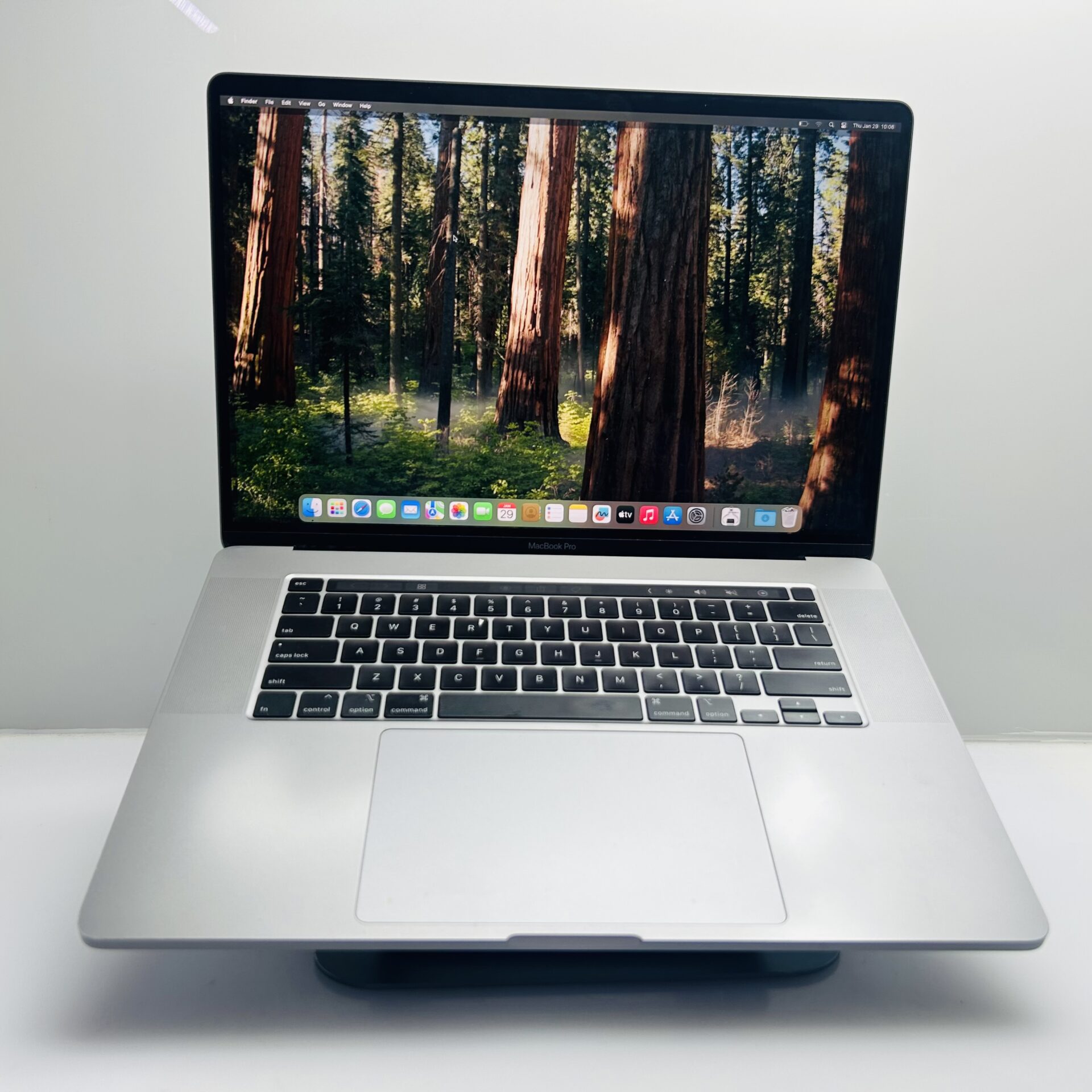 Buy Used Apple Macbook Pro 16-inch “Core i9” 2.40GHz (TouchBar