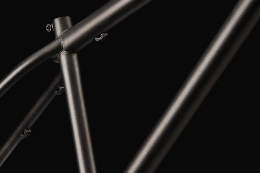 Faction 2 – Evil Bikes Global, S.L.