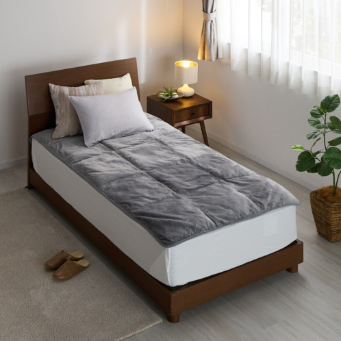 モリリン ダウン・吸湿発熱素材・ アルミ蒸着蓄熱シートで トリプル