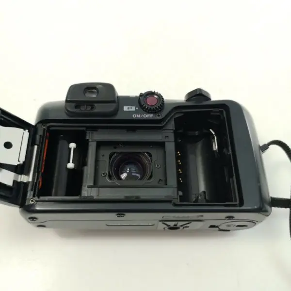 フィルムカメラを使ってみよう！～35mmコンパクトカメラ編～ | 特集