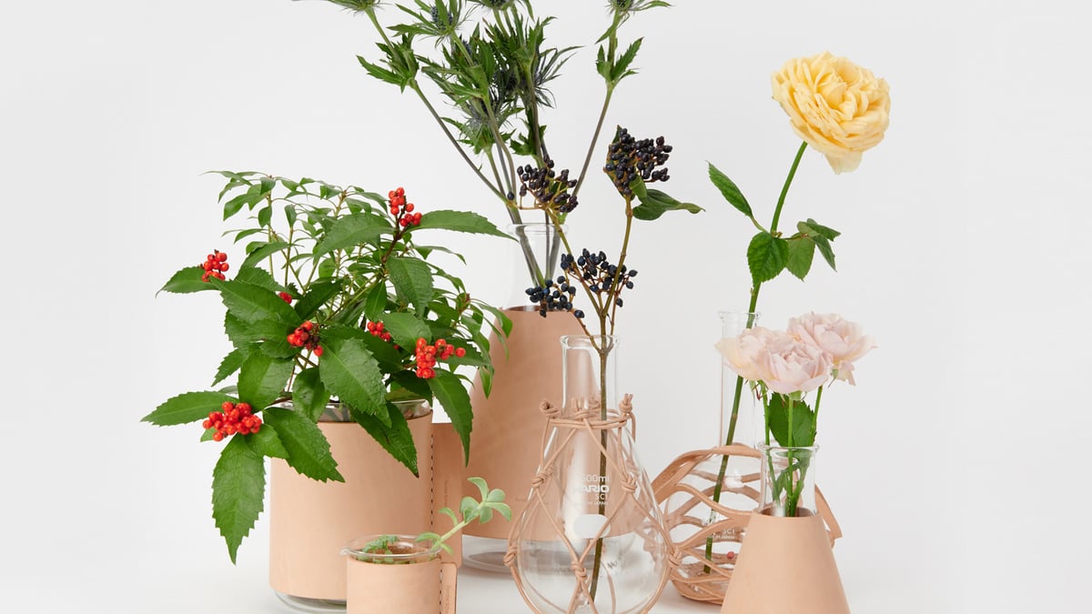 エンダースキーマから花瓶が初登場、フラスコやシャーレなどの実験器具