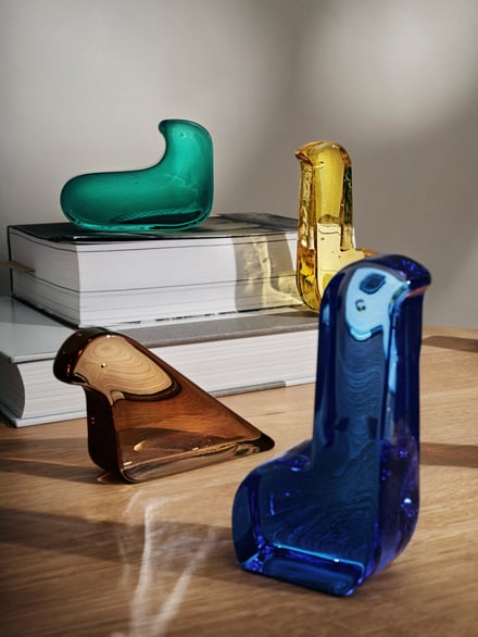 イッタラ×ミナ ペルホネン、皆川明による鳥モチーフのアイテムから新色