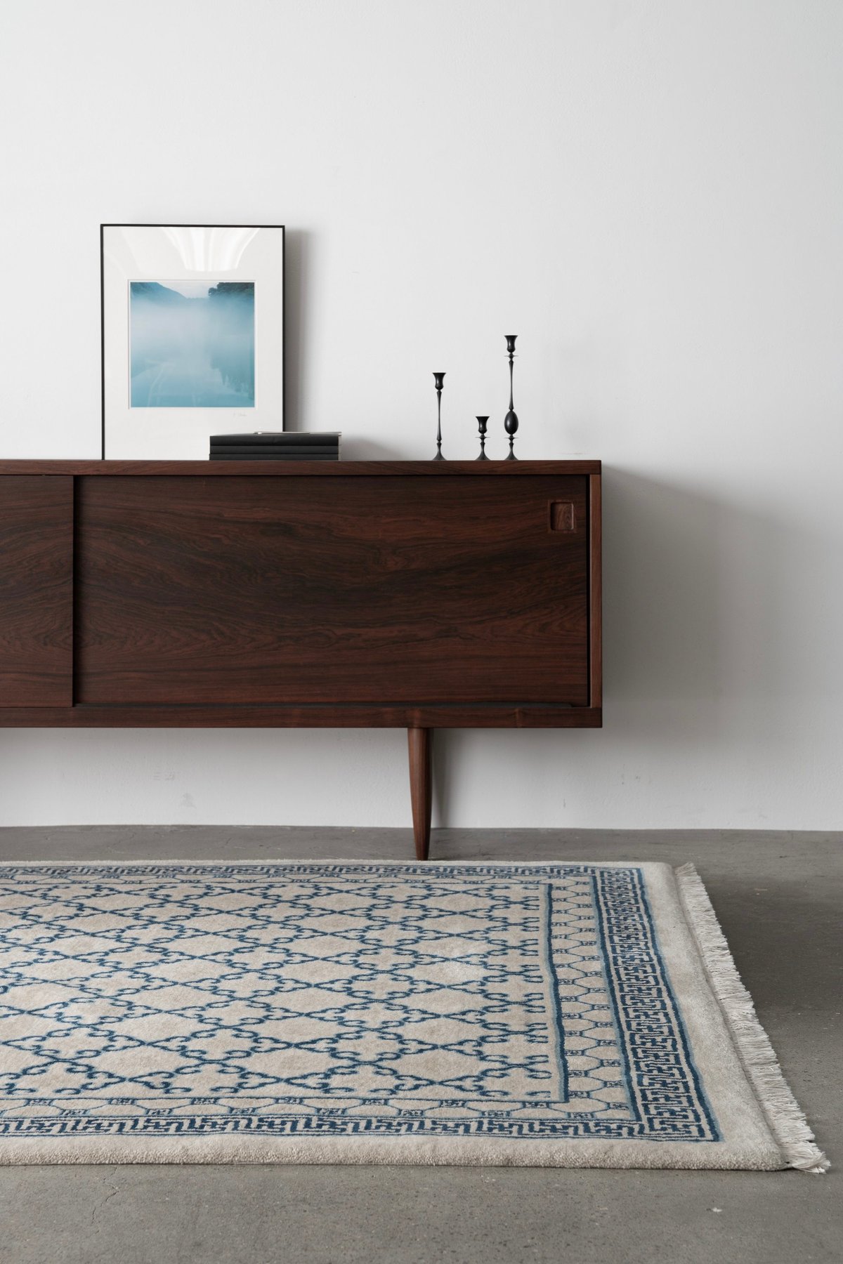 中国の幻の絨毯を再構築、「MUNI CARPETS」が企画展を開催