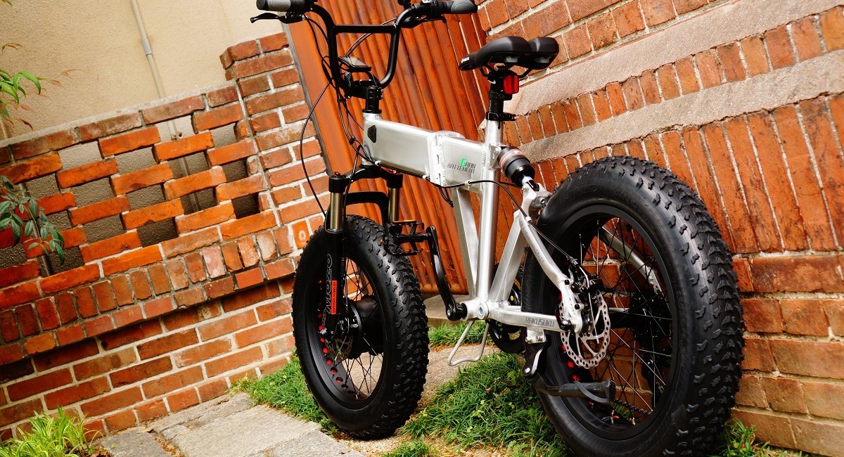 電動アシスト自転車じゃなきゃファットバイクの性能を引出せない