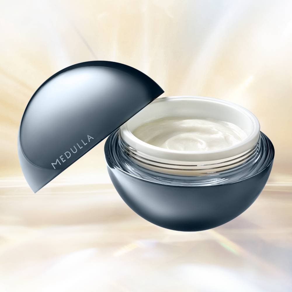 超音波アイロン ソニックシャインプロ＆キャビアヘアマスクが「紗栄子