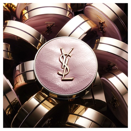 イヴ・サンローラン / ラディアント タッチ グロウパクト B10(限定